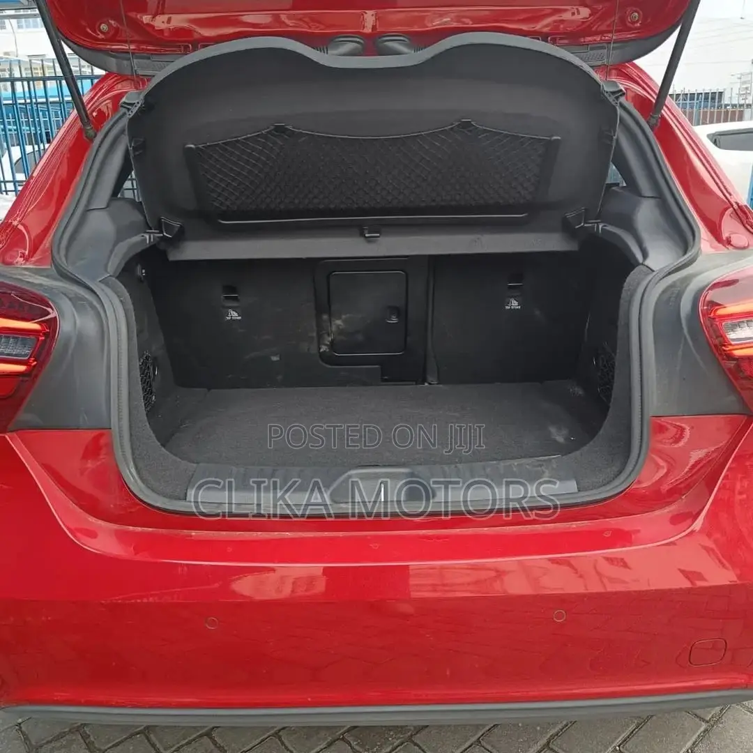 Mercedes-Benz A-Class 2016 Red