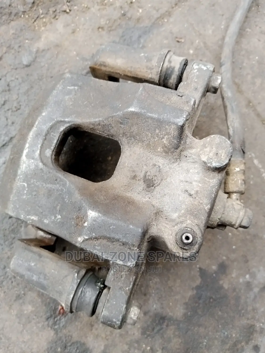 Front Calipers Nissan Sahara, Hardbody Single Piston.