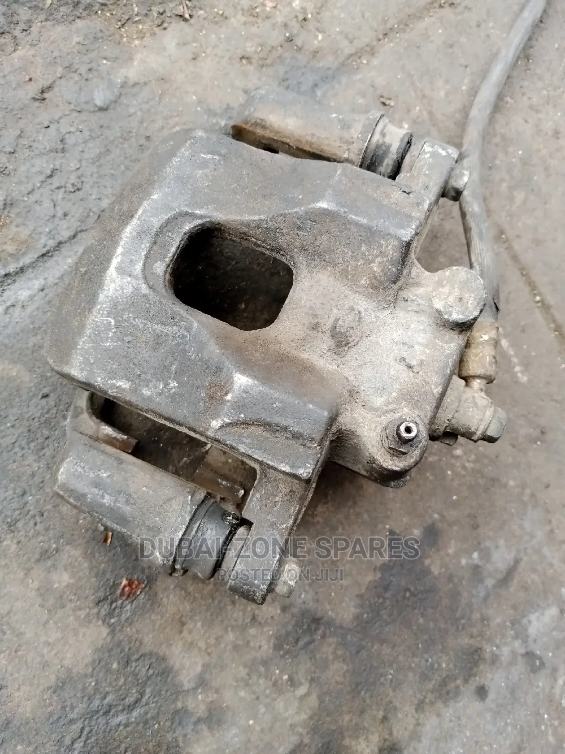 Front Calipers Nissan Sahara, Hardbody Single Piston.