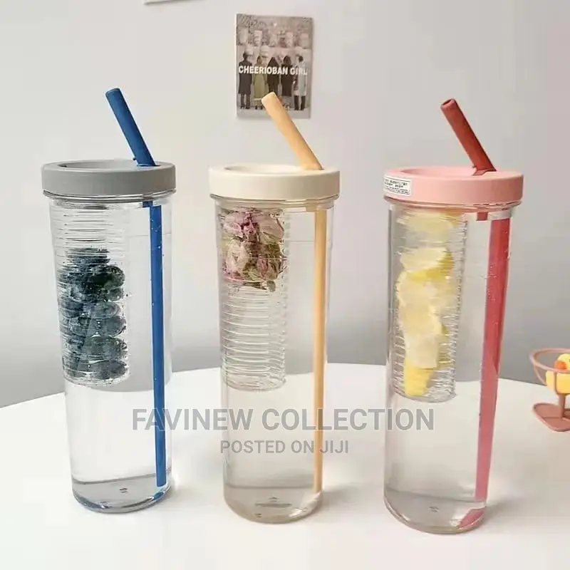 Cute Water Bottle With Foldable Straw 700ML Water Bottle