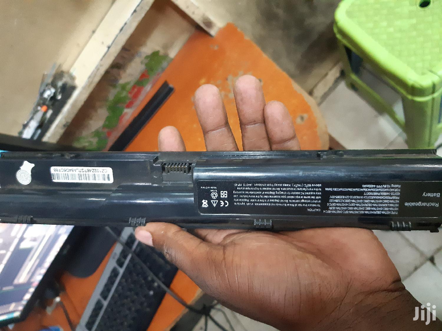 HP 2000 Battery Replacement At An Offer