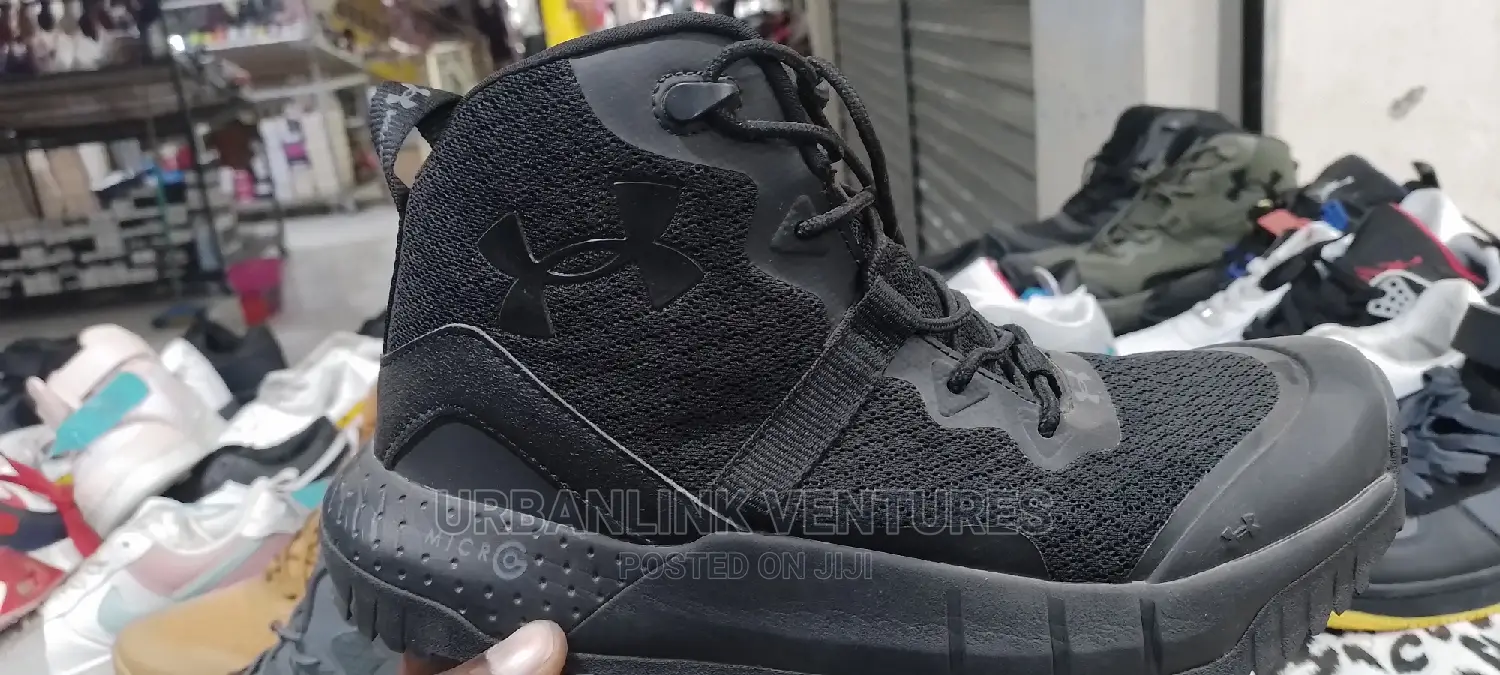 Under Armour Sneakers Boots