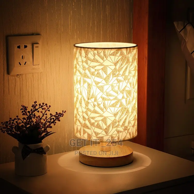 Nordic Table Lamp Premium Light Source Emits W