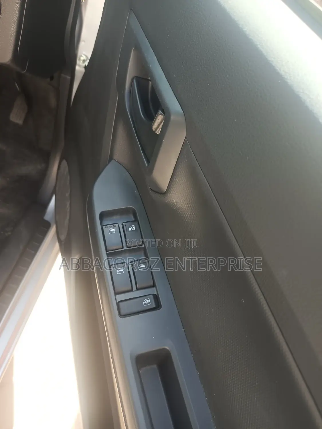 Daihatsu Mira 2016 Silver
