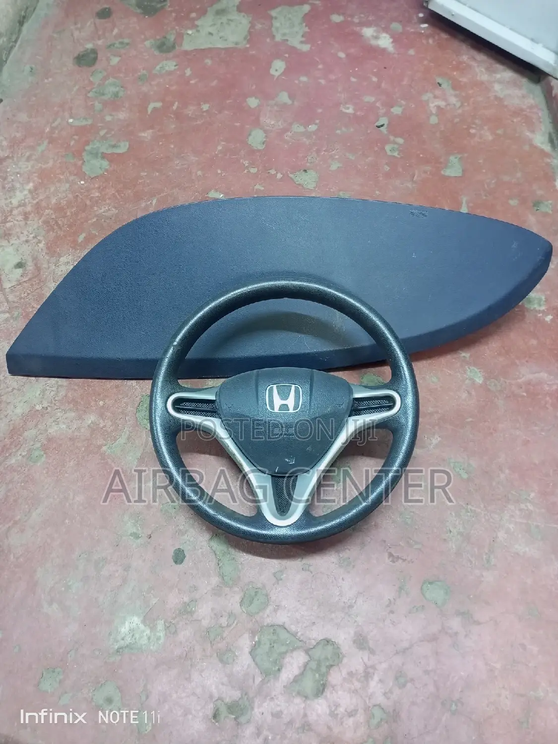 Honda Insight Dashboard Airbag and Steering