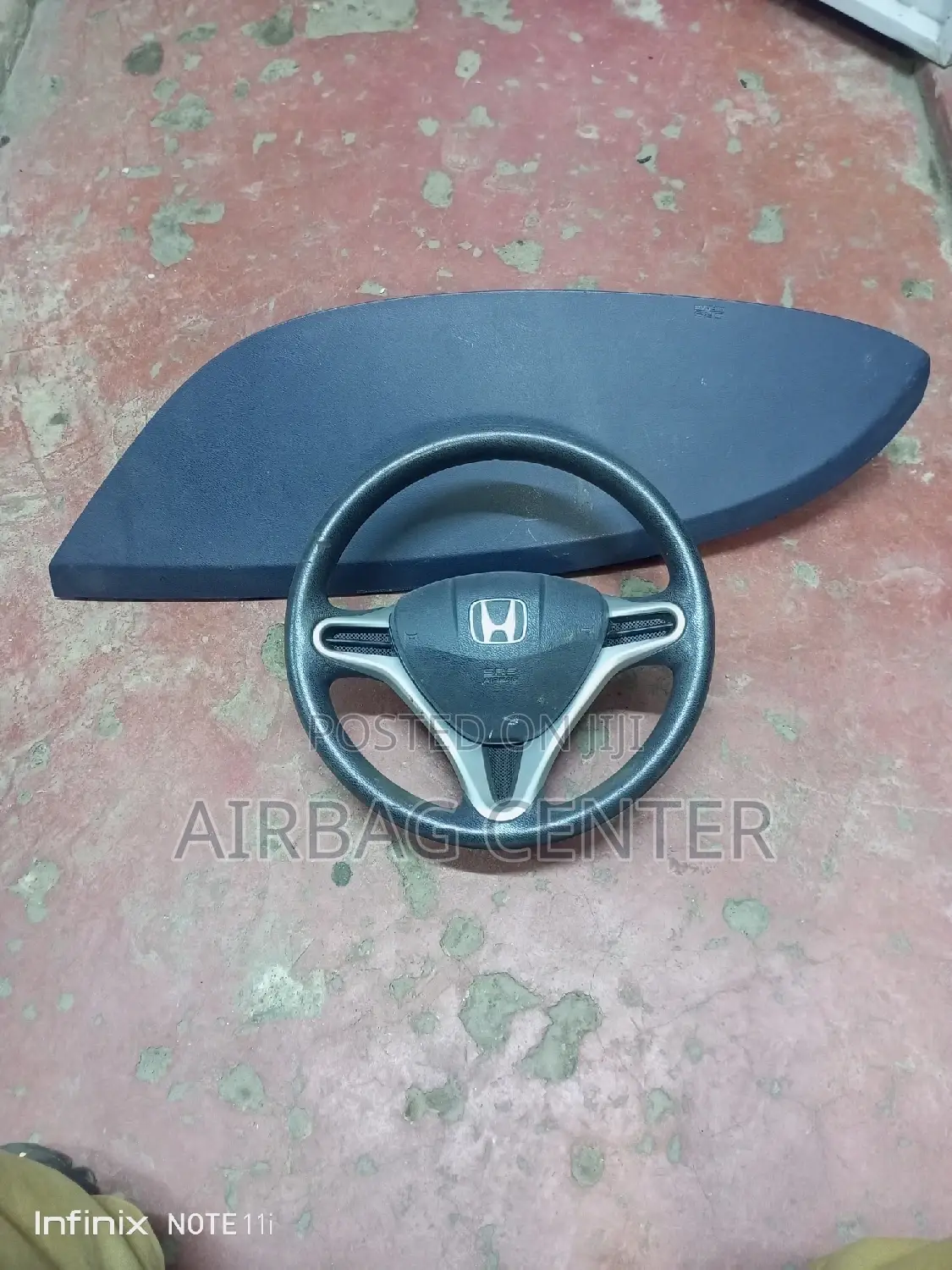 Honda Insight Dashboard Airbag and Steering