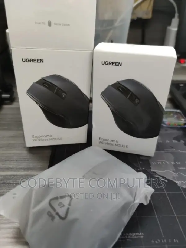 UGREEN Ergonomic Wireless Mouse (Without Battery