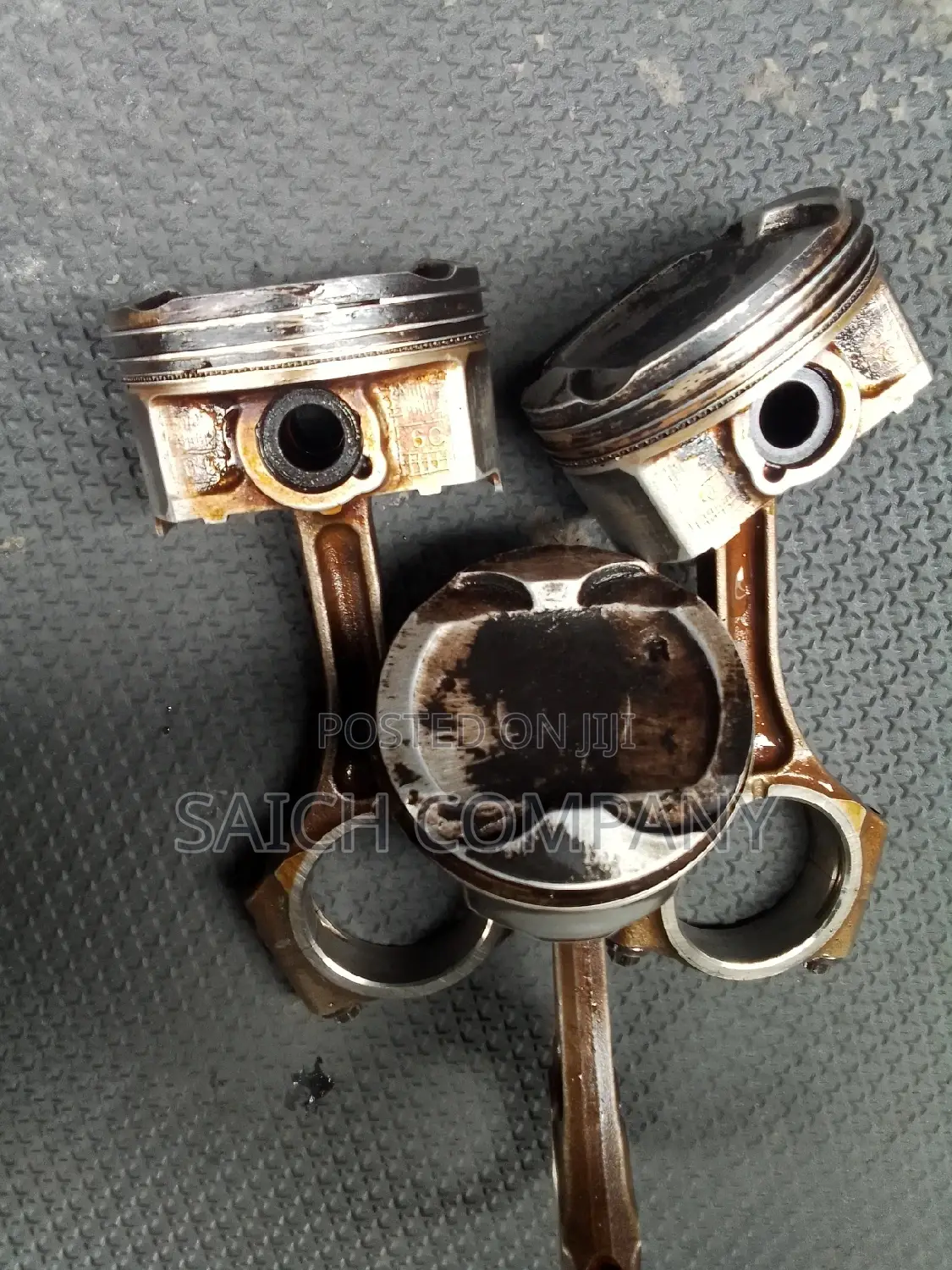 FB20 Engine Pistons