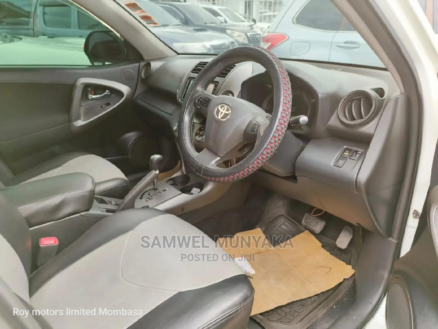 Toyota Vanguard 2012 Pearl