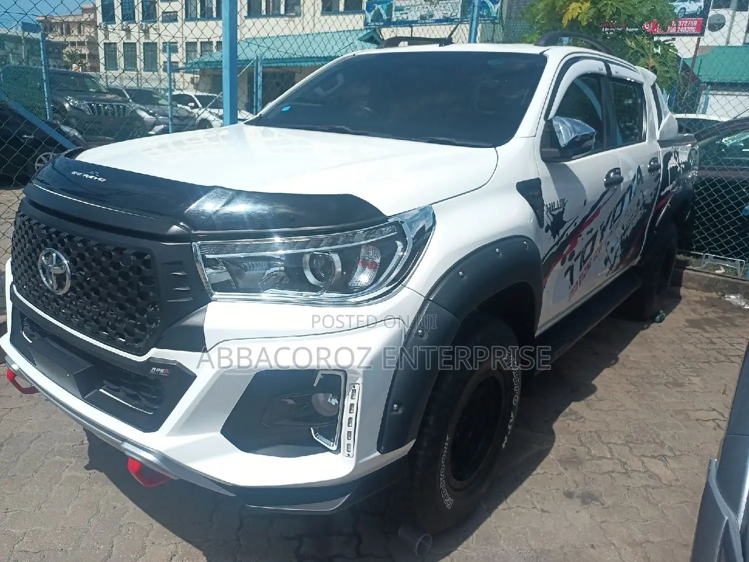 Toyota Hilux 2016 White