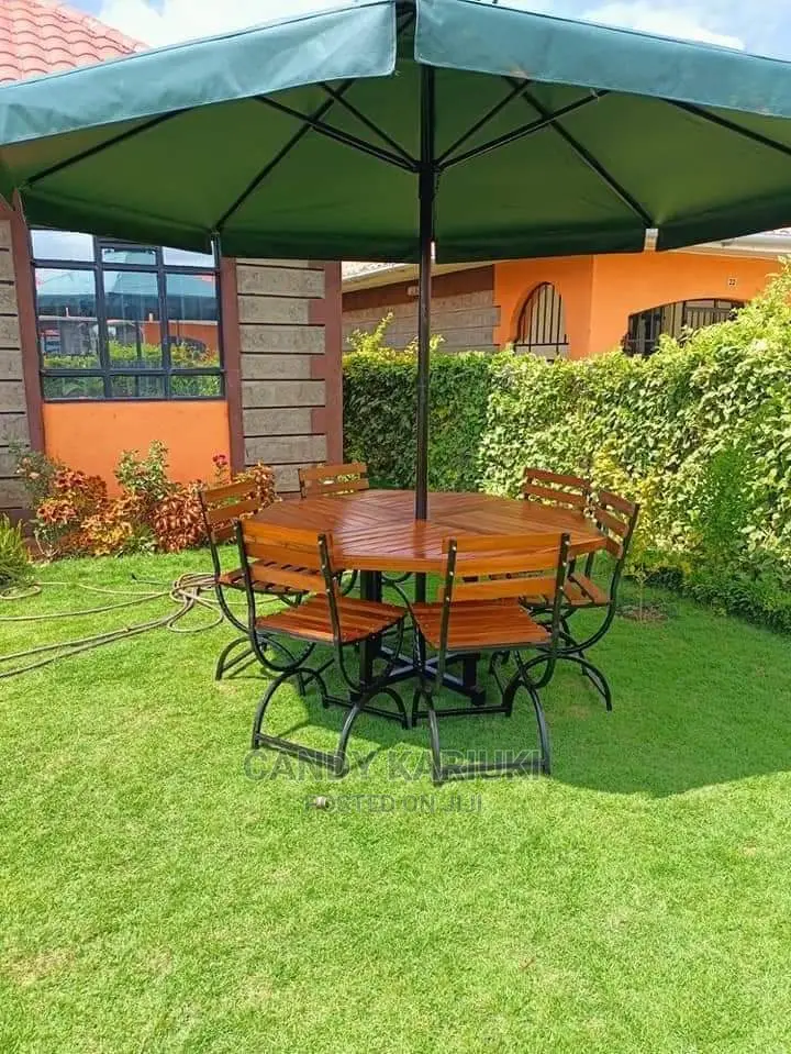 6 Seater Garden Set Plus Umbrella
