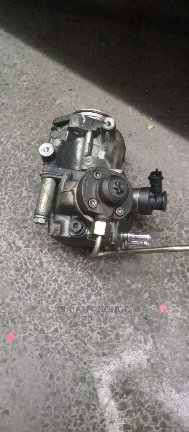 Ex Japan Diesel Injector Pump for Mistubishi 4p10