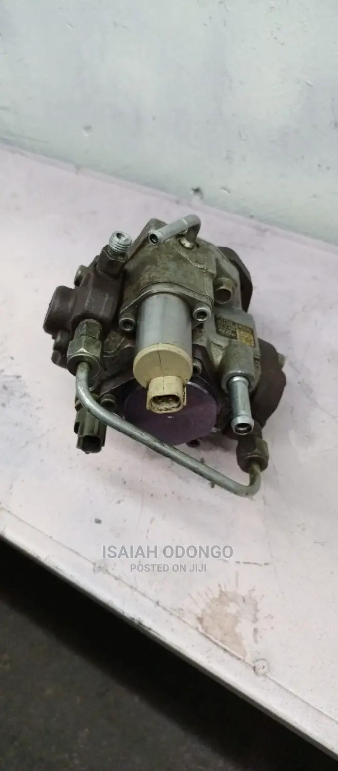 Ex Japan Diesel Injector Pump for Nissan Nv350 Yd25