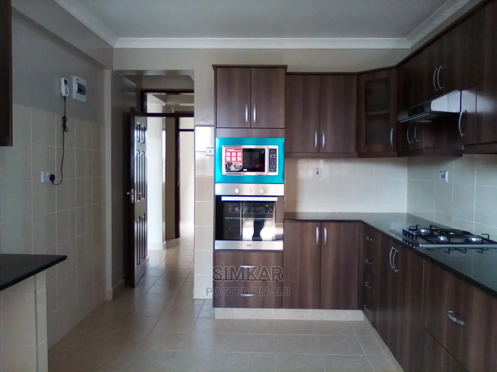 5bdrm Townhouse/Terrace in Syokimau, Gateway Mall Area for sale