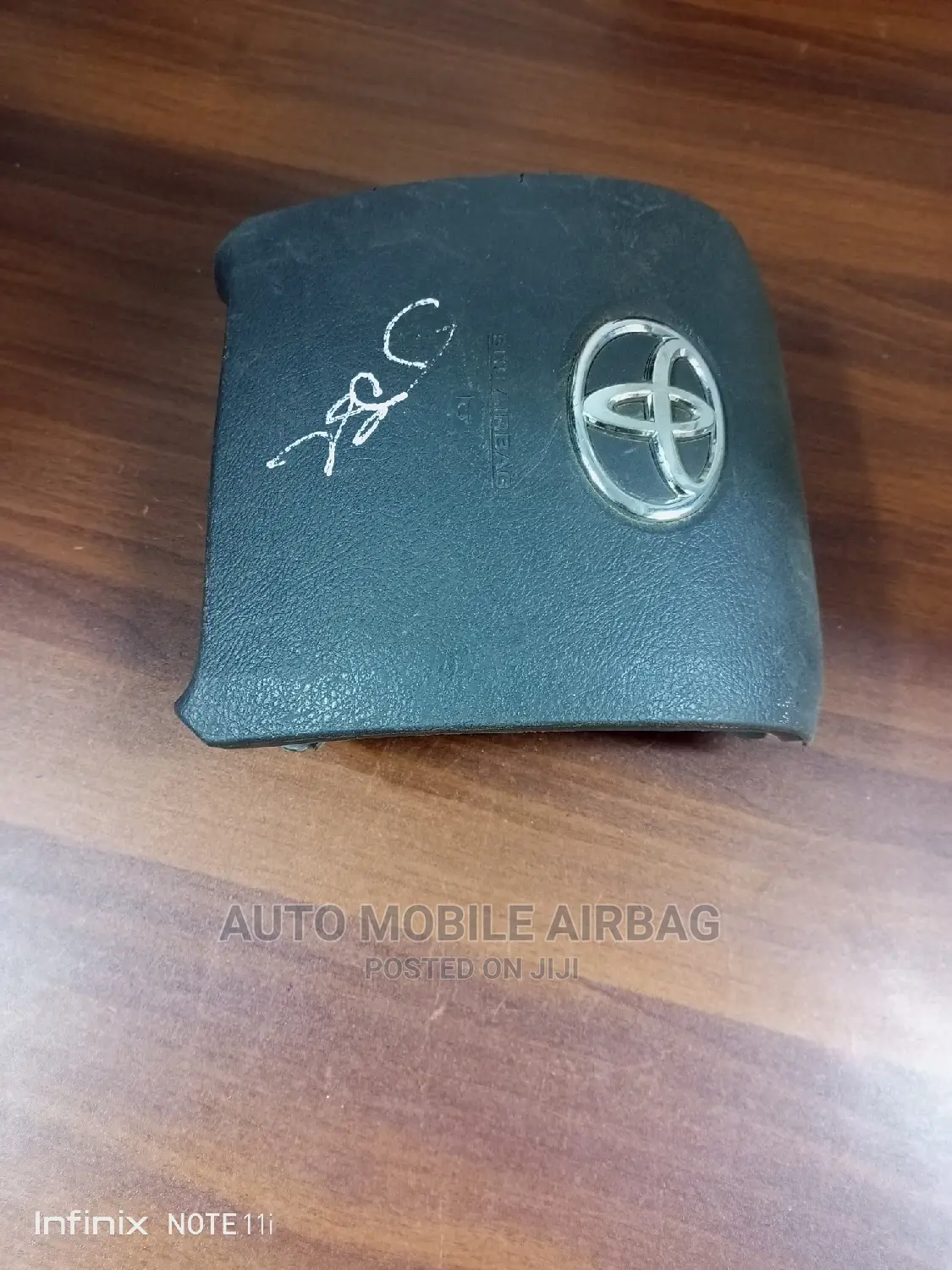 Toyota Noah Steering Wheel Airbag