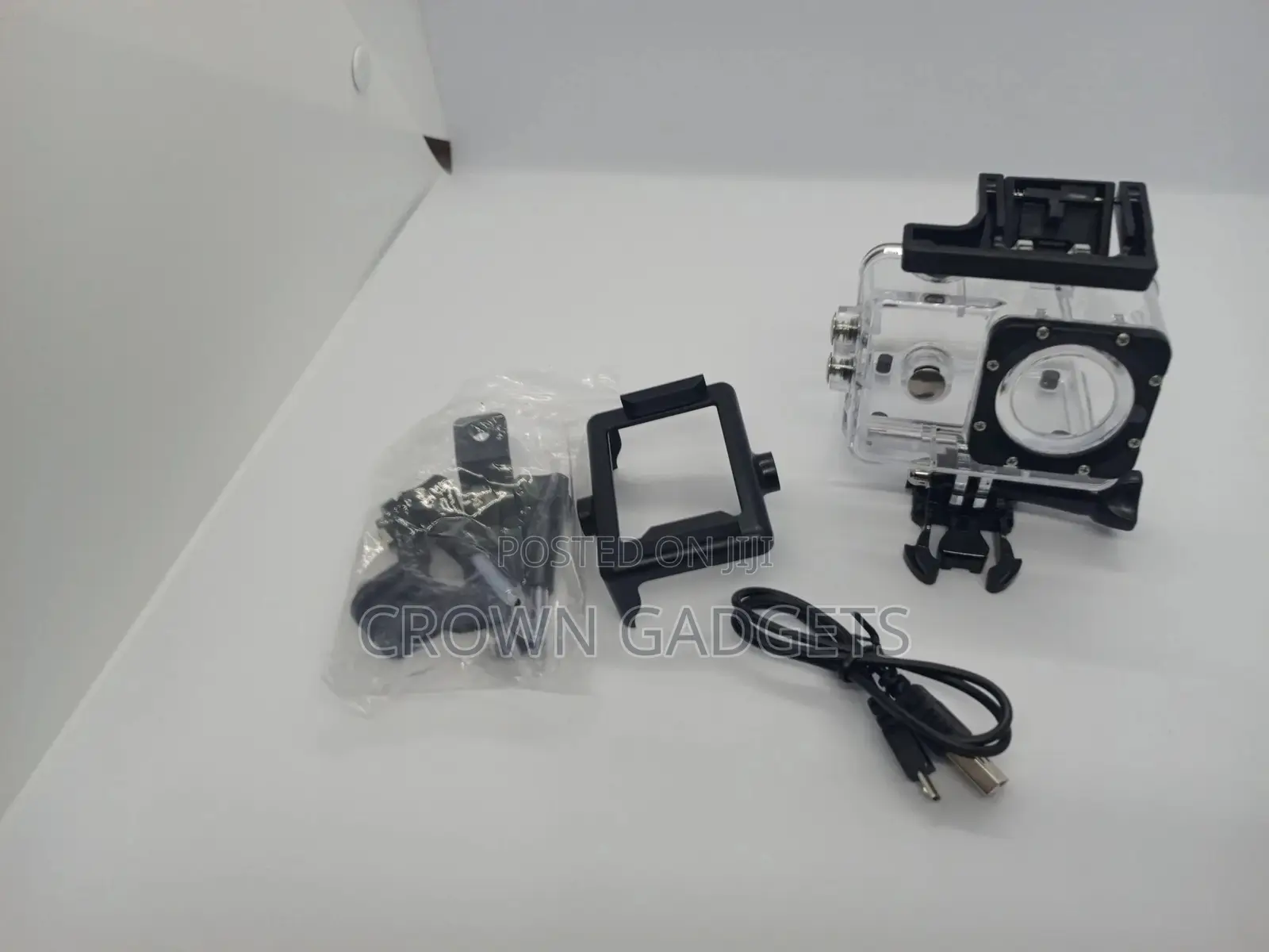Wide Angle Sports Camera With Accessories Kit