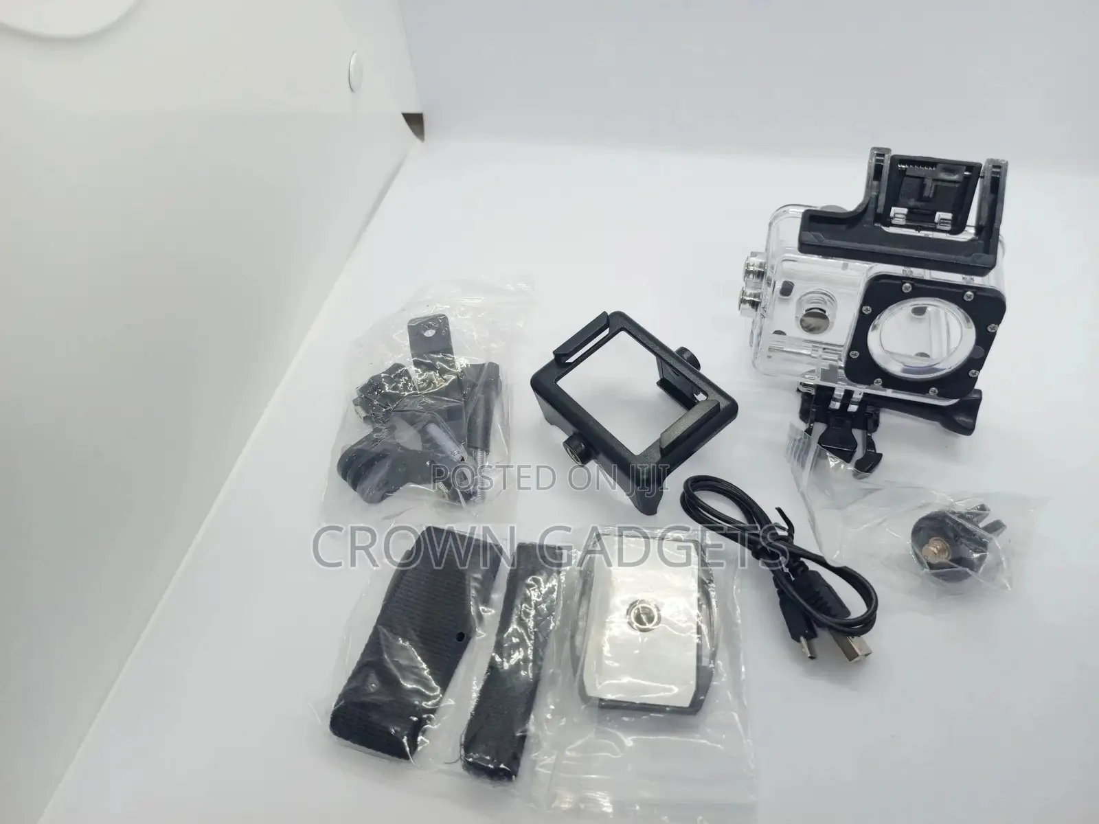 Wide Angle Sports Camera With Accessories Kit