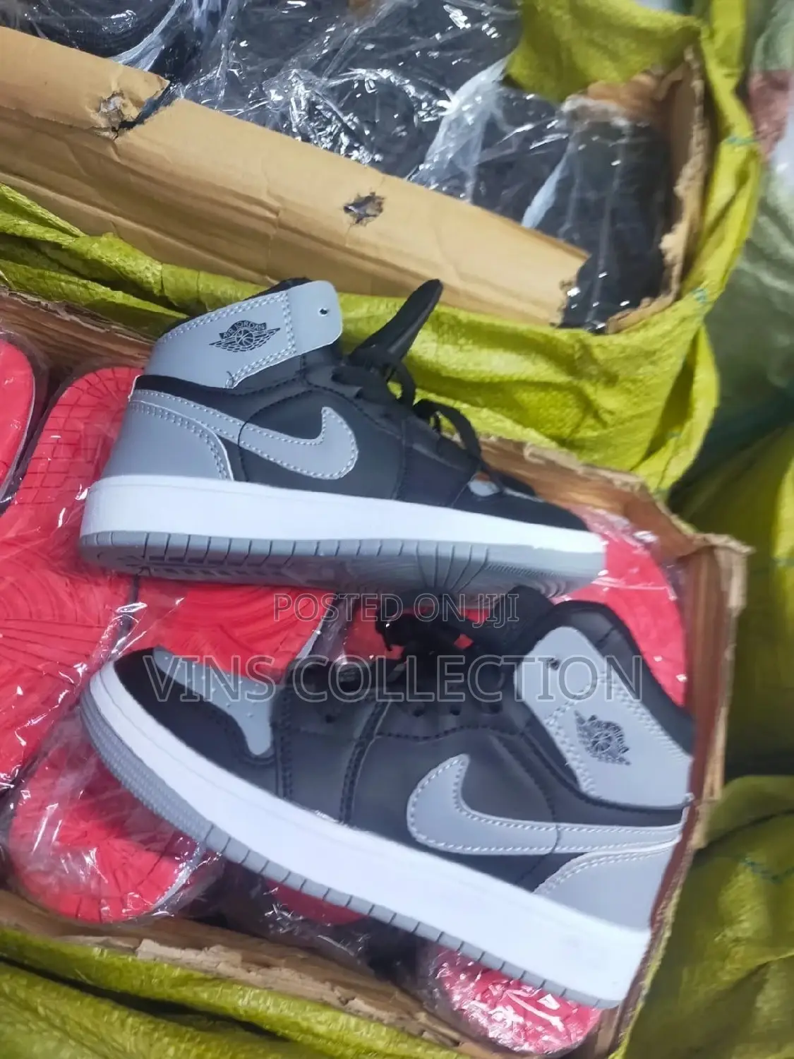 Kids Jordan 1 Sneakers
