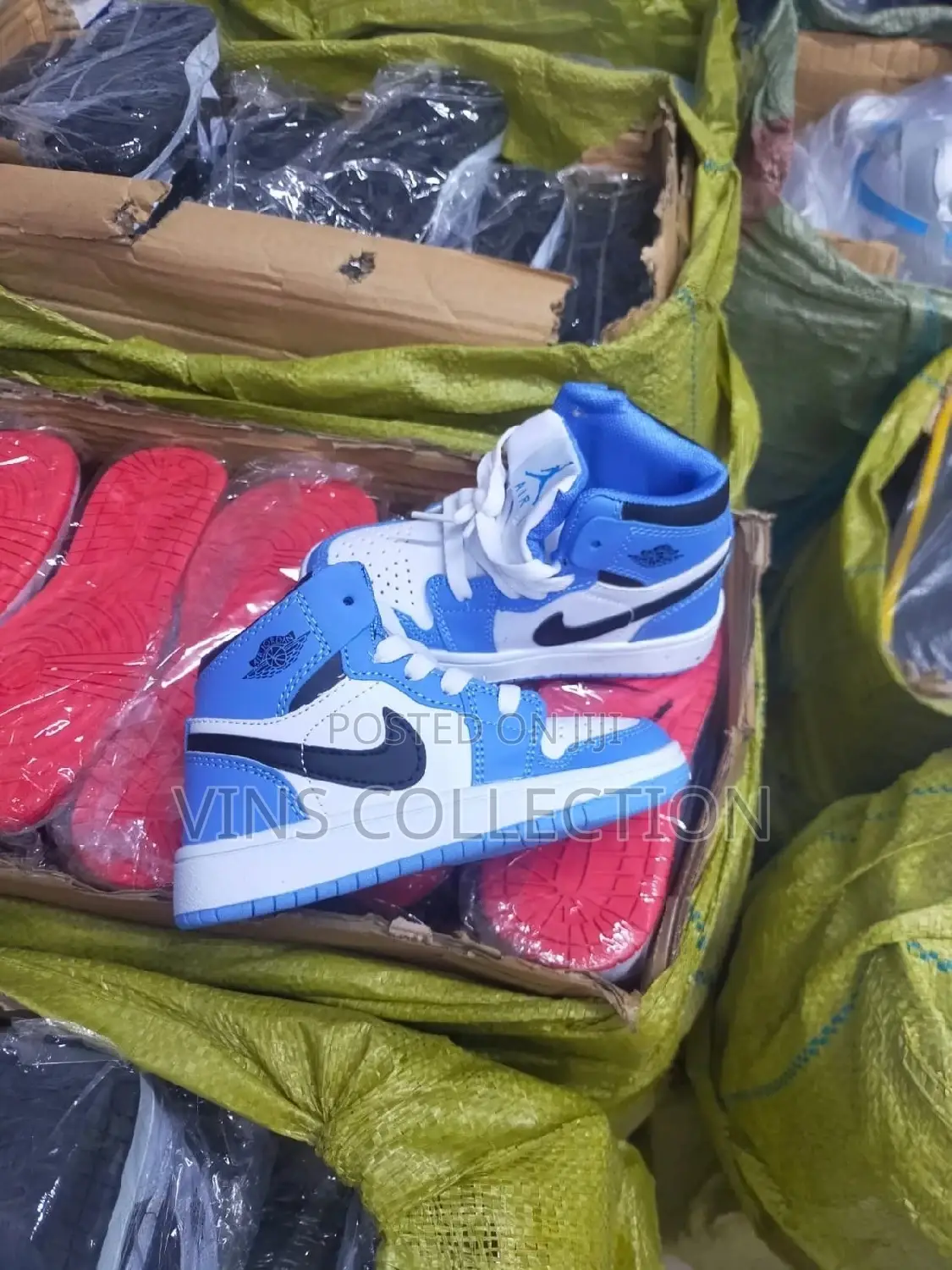 Kids Jordan 1 Sneakers