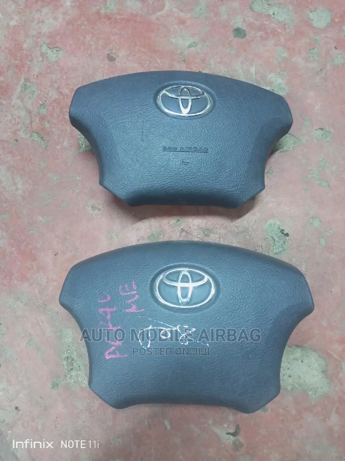 Toyota Hiace Steering Airbags (7L)