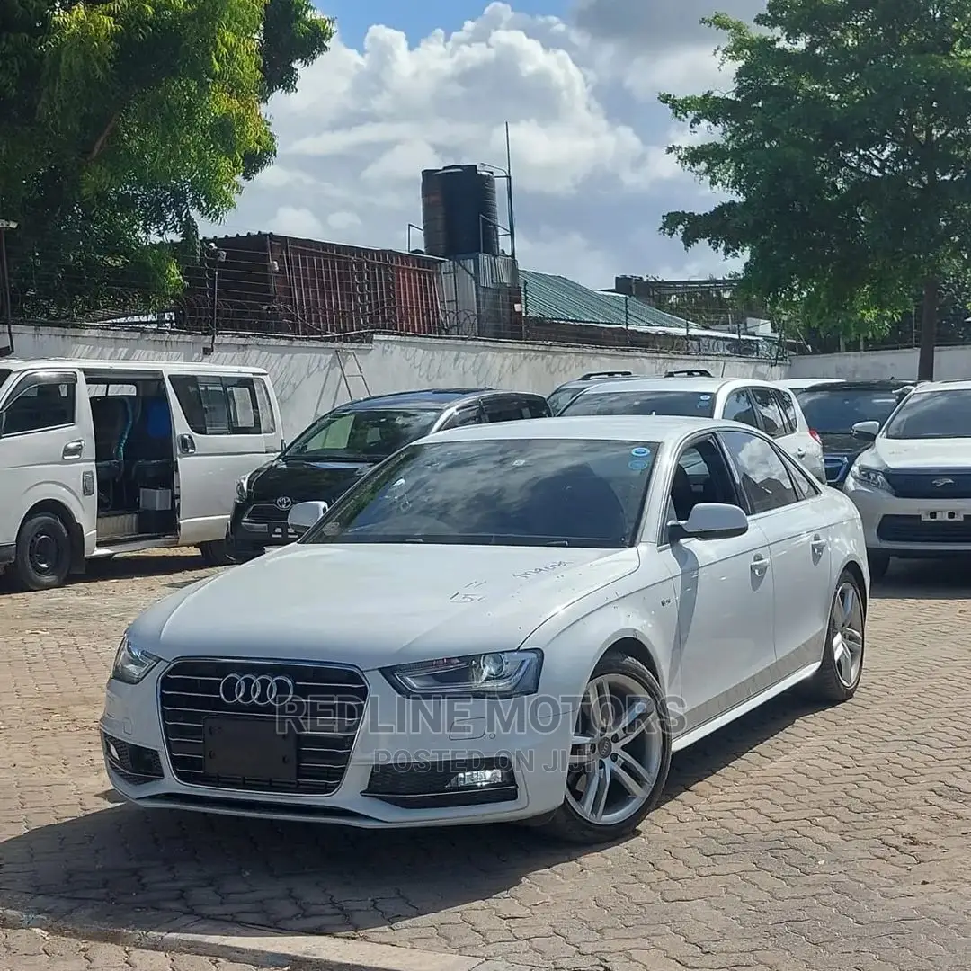Audi A4 2.0T Premium AWD quattro 2016 Pearl