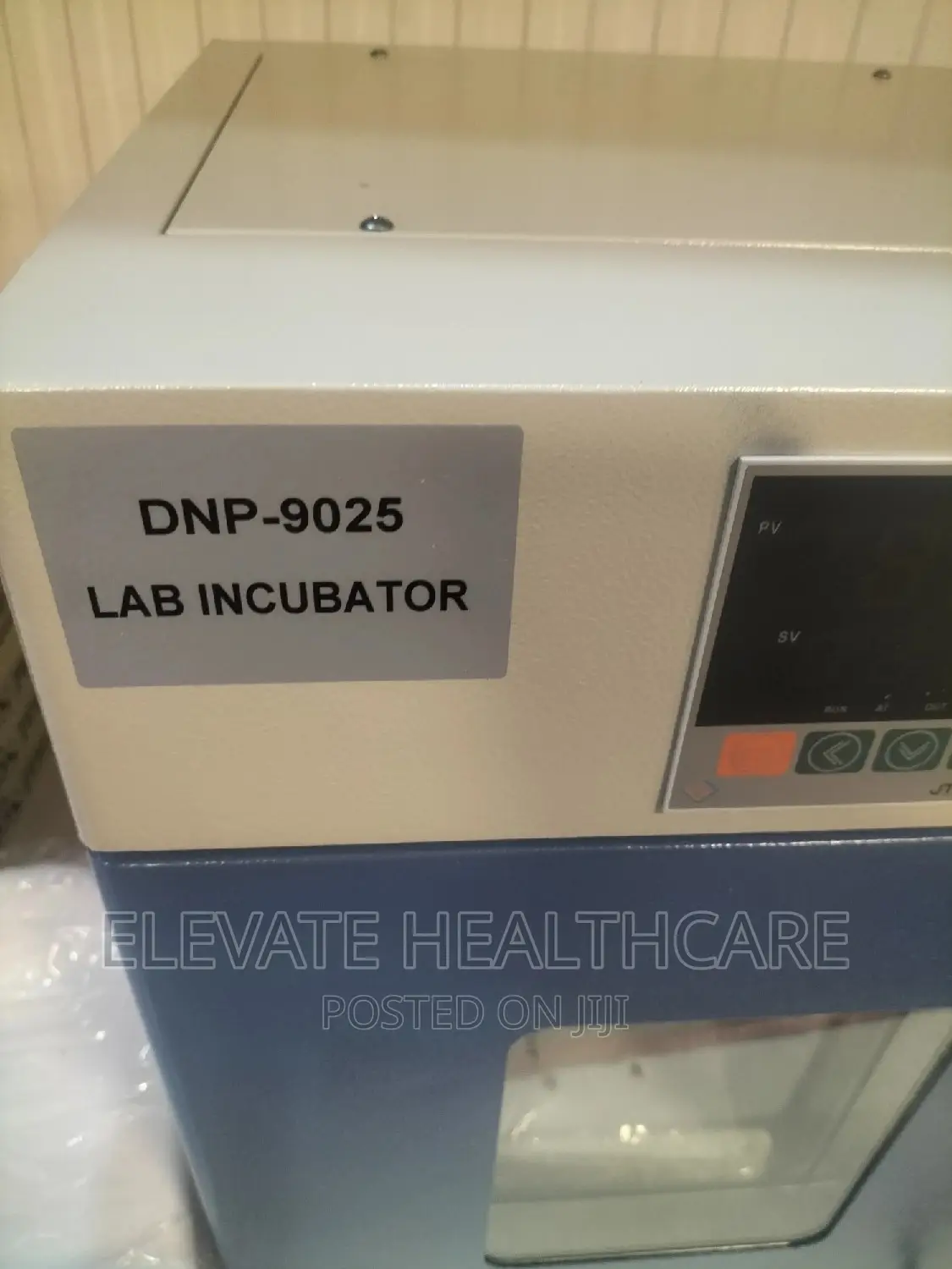 Lab Incubator