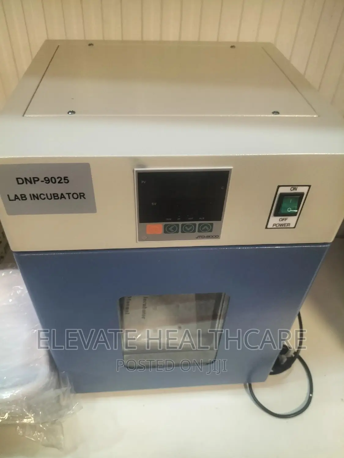 Lab Incubator
