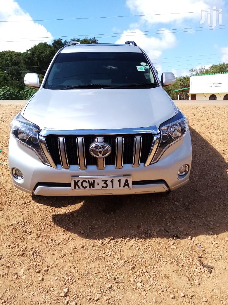 Prado Hire Services With Professional Drivers
