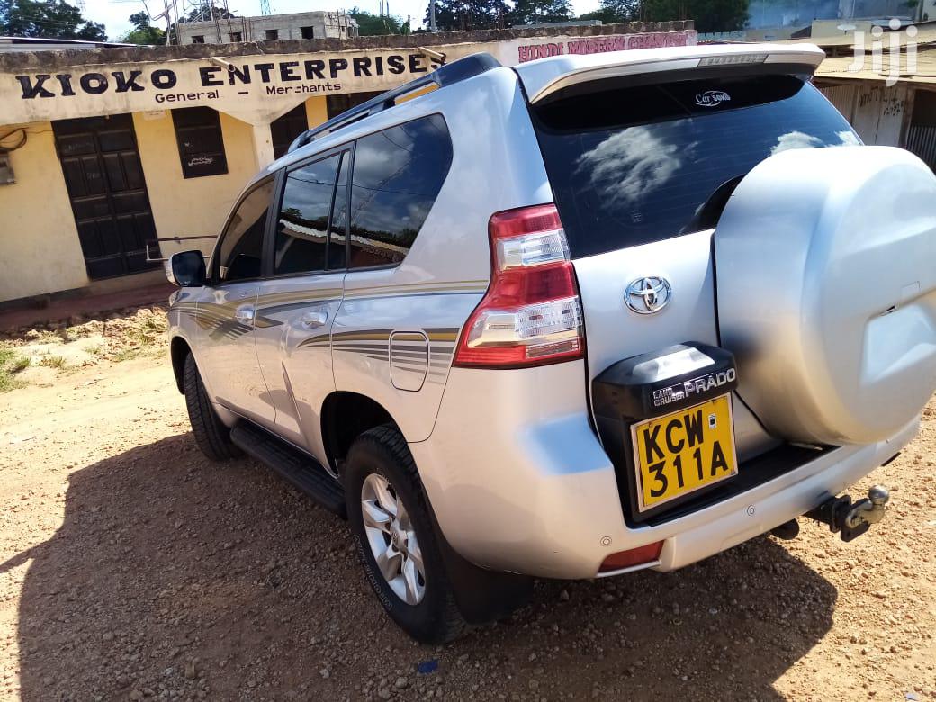 Prado Hire Services With Professional Drivers