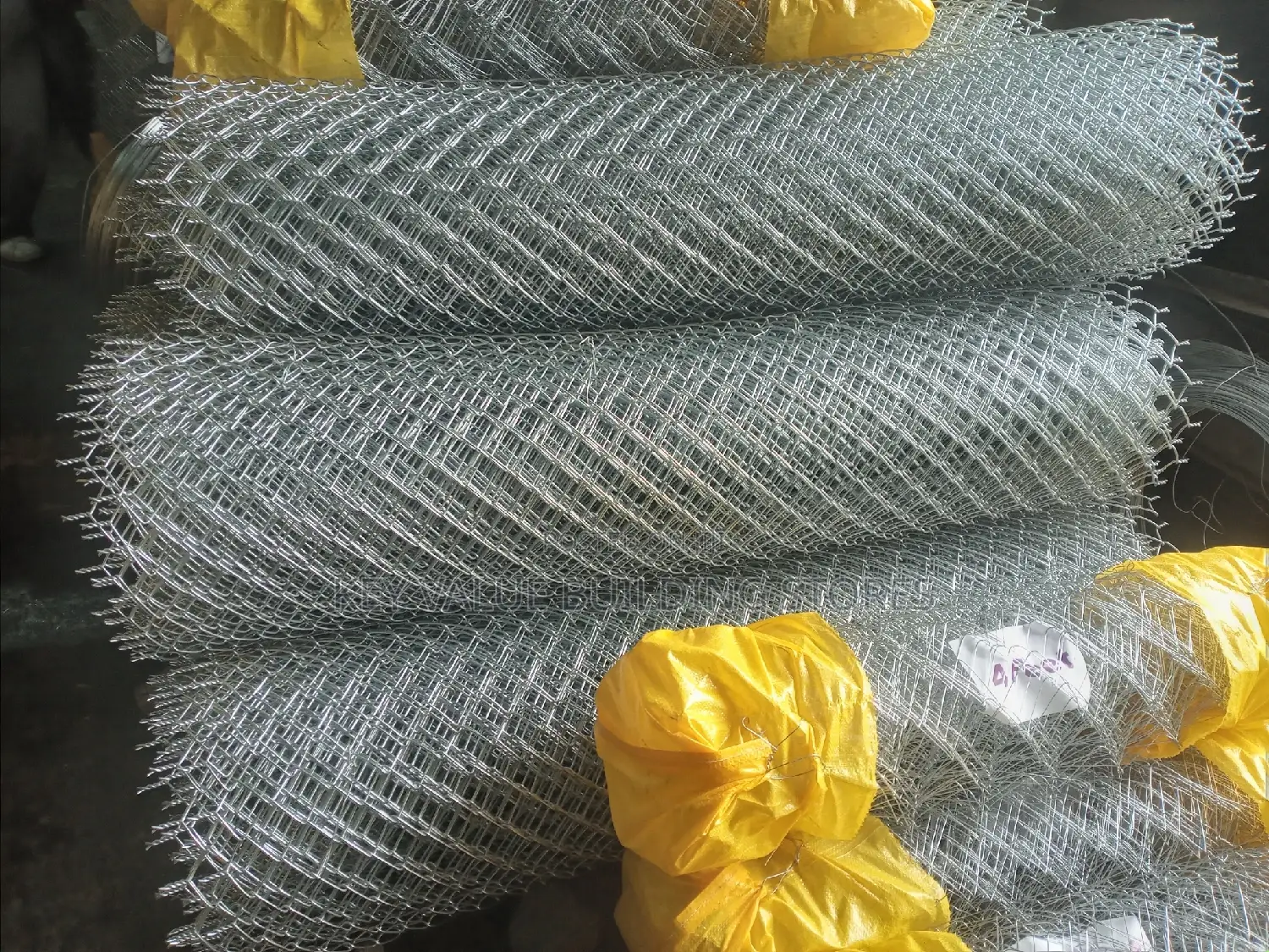 Chainlink Mesh Wire (Galvanized Wire)