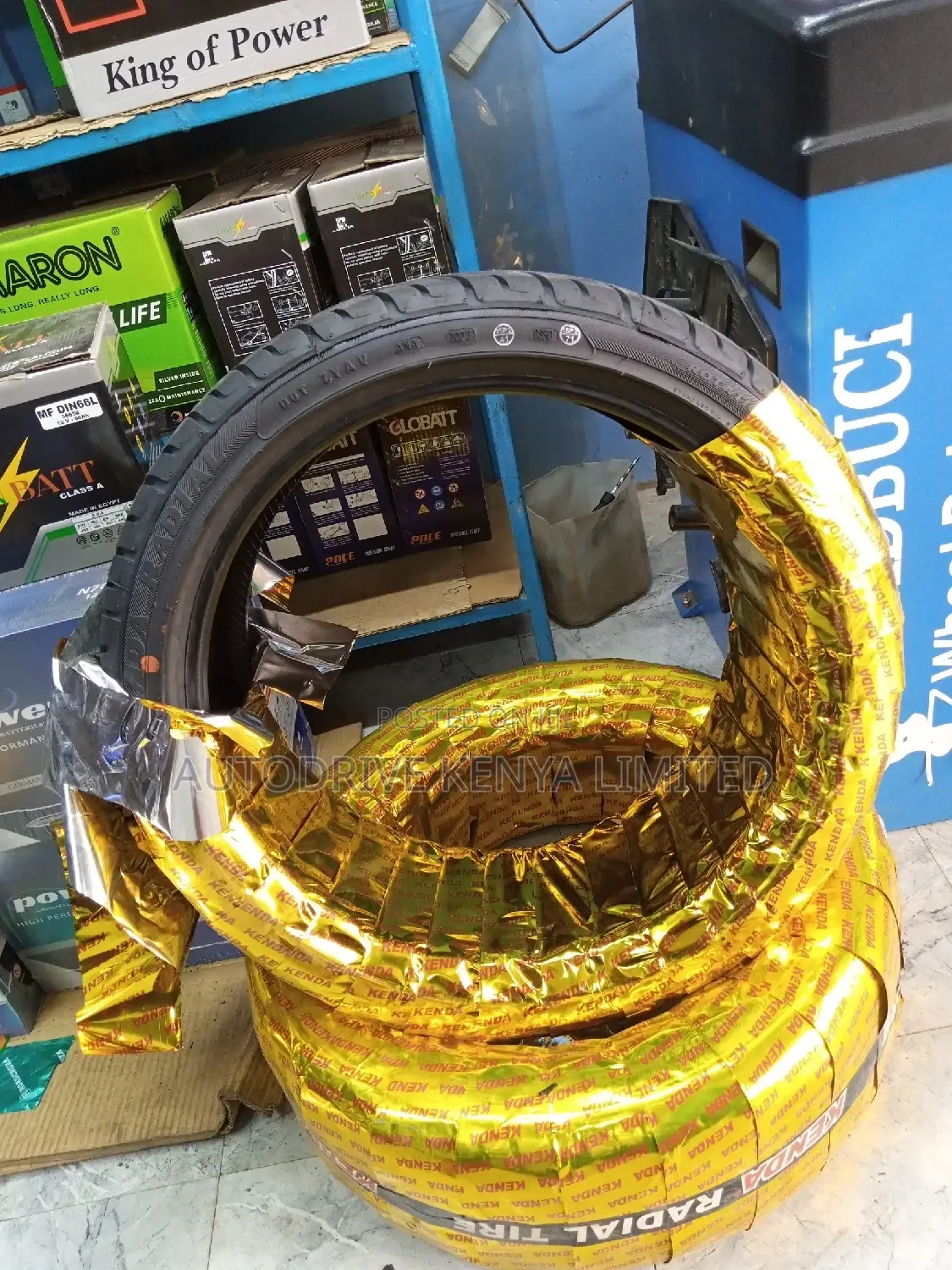 225/40r18 Kenda Tyre