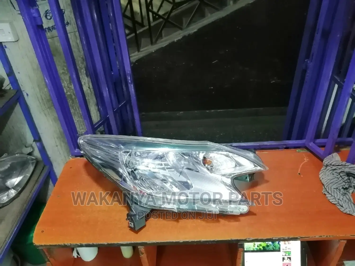 Nissan Note Non Xenon Headlamp 2012/14, Ex Japan Motor Parts