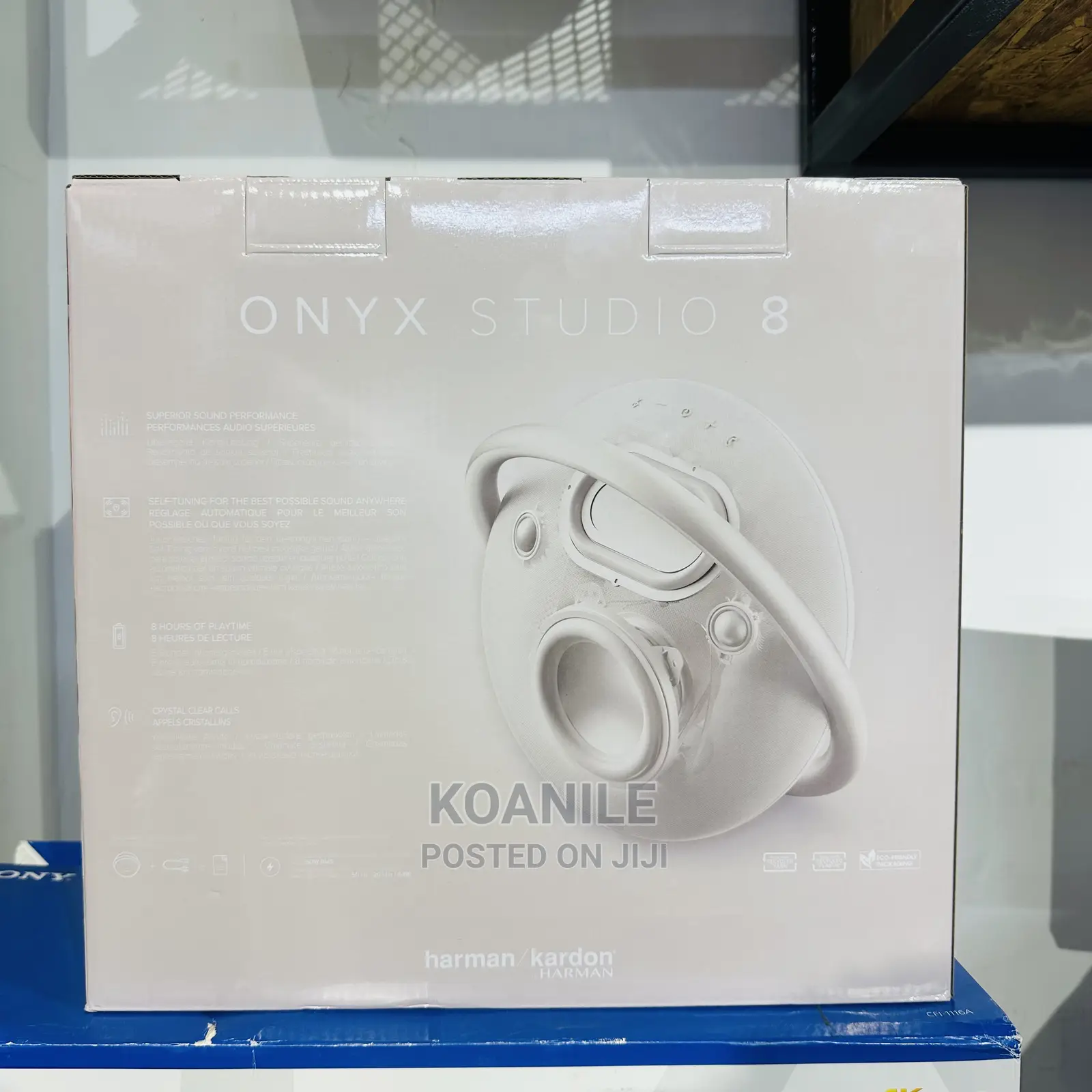 Harman Kardon Onyx Studio 8 (Champagne)