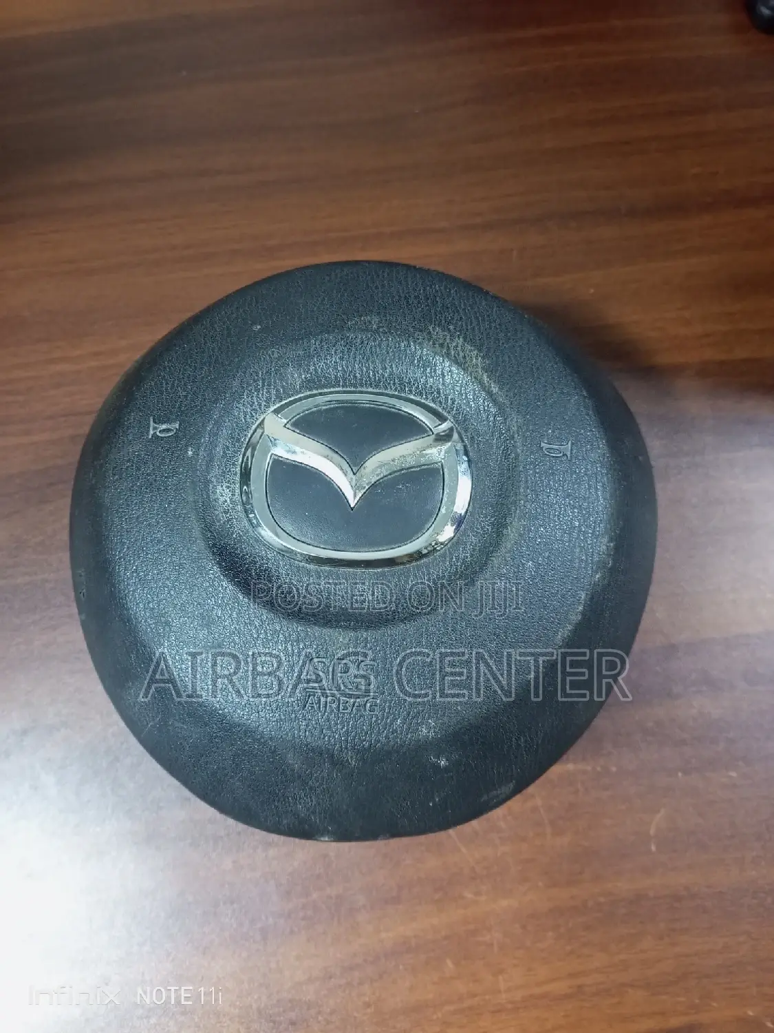 Mazda Axela Steering Airbags