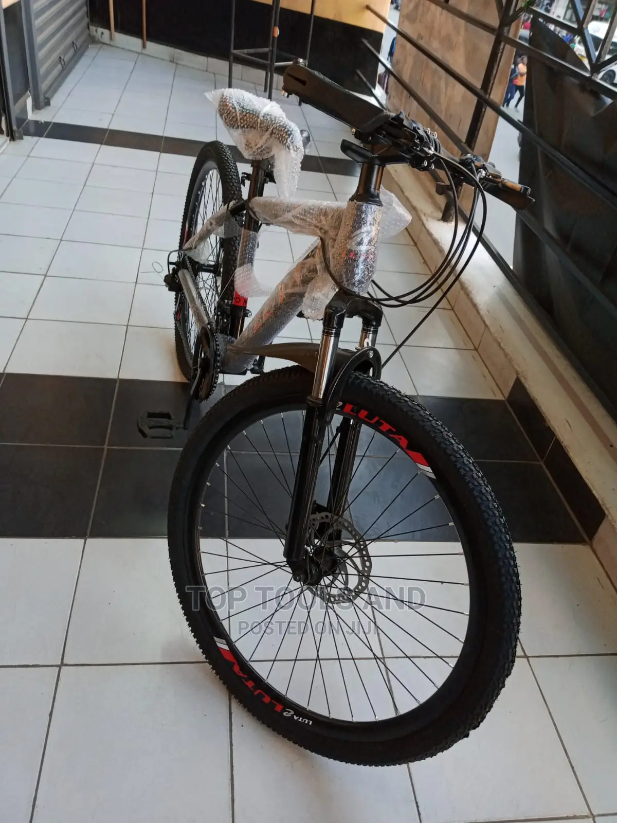Luta Size 26 Mountain Bike