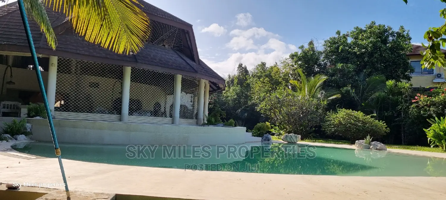 Furnished 5bdrm Villa in Diani Reef, Ukunda for sale
