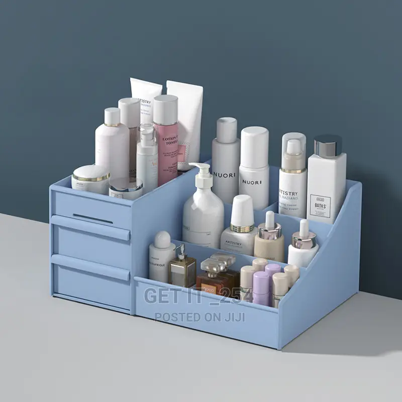 Pretty Make-Up Organizer.