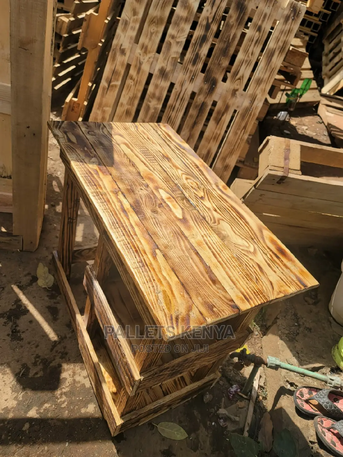Pallets Kitchen Table- A7