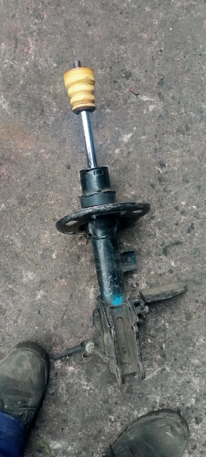 Mazda Axela 2015 Shocks