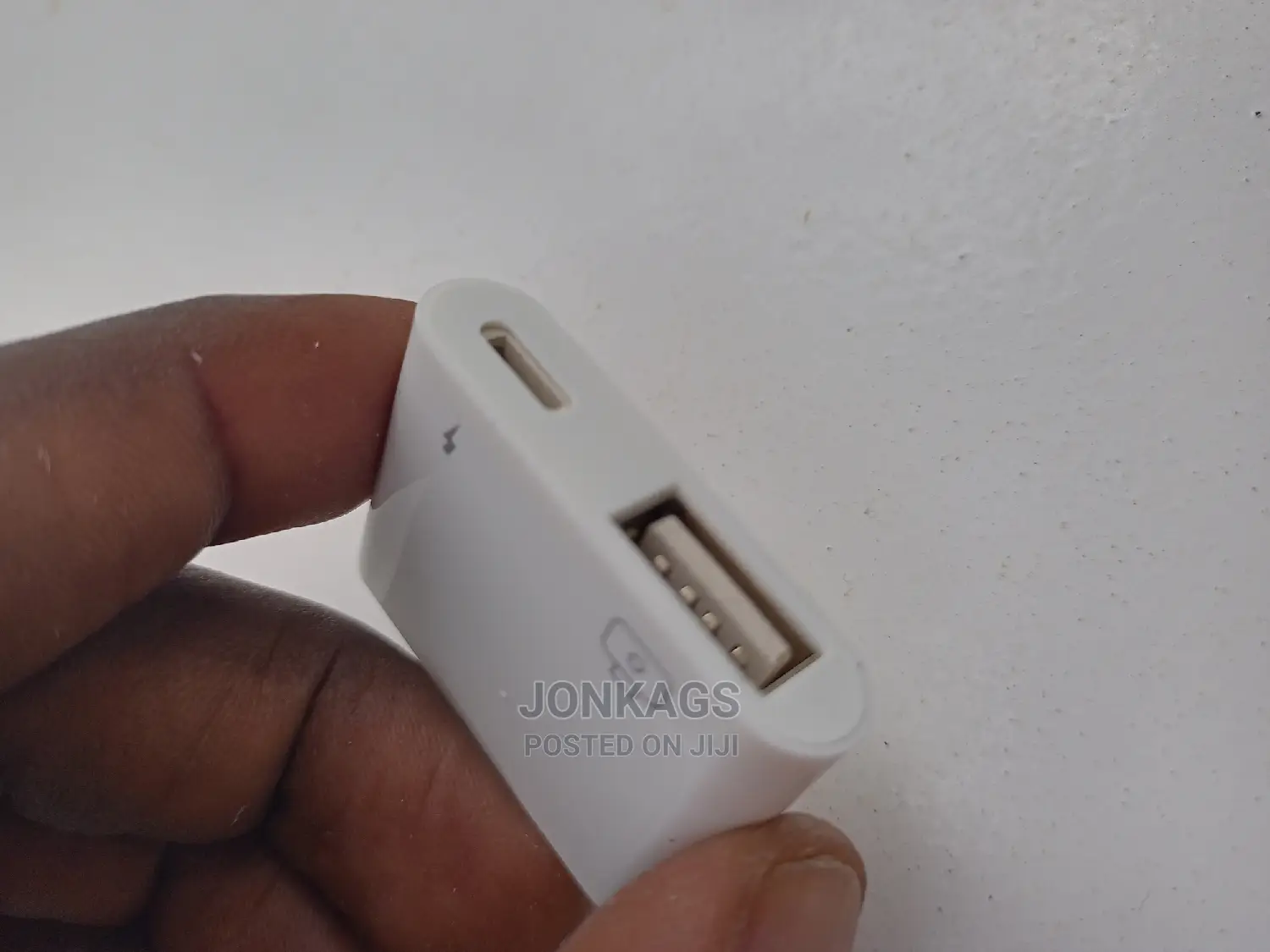 Apple Lighting To USB And Apple Lighting Charging