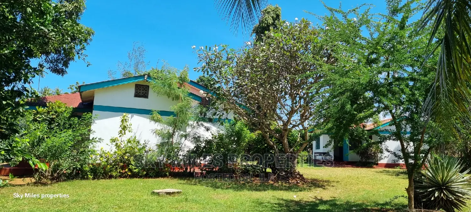 4bdrm Bungalow in North Coast Hotel, Kikambala for sale