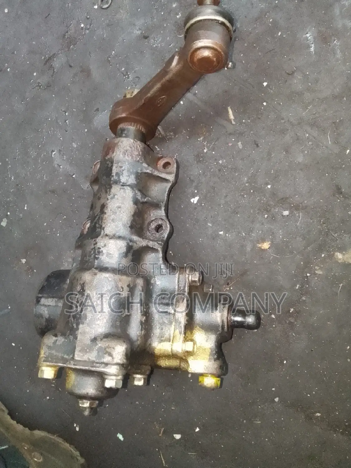 Mitsubishi Pajero Steering Box