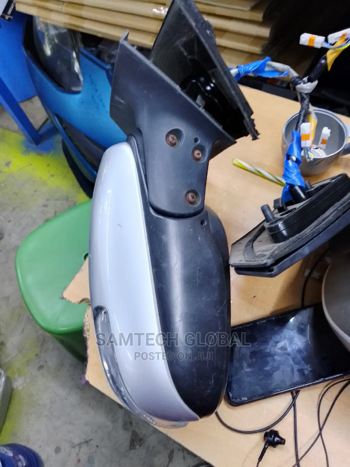 Axio Original Side Mirror Available 