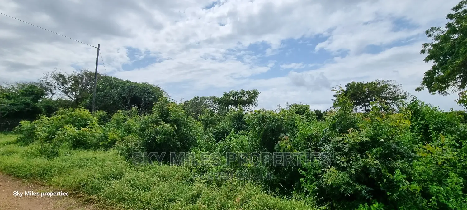Serena,1 Acre Land on Sale