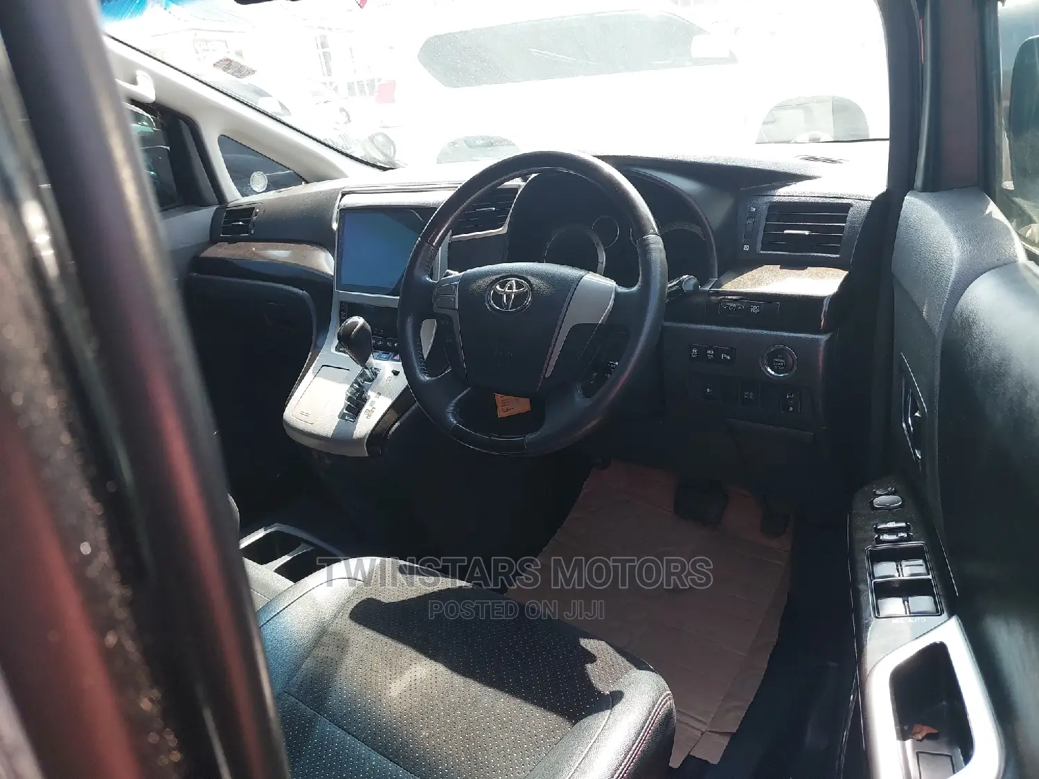 Toyota Vellfire 2014 Black