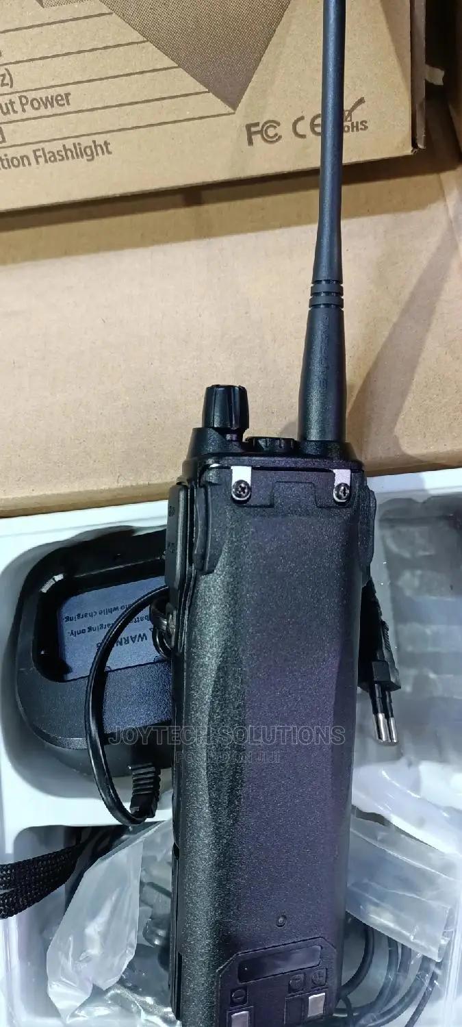 Outstanding UV 82 Plus Radio Call. Ten Kilometres Radius