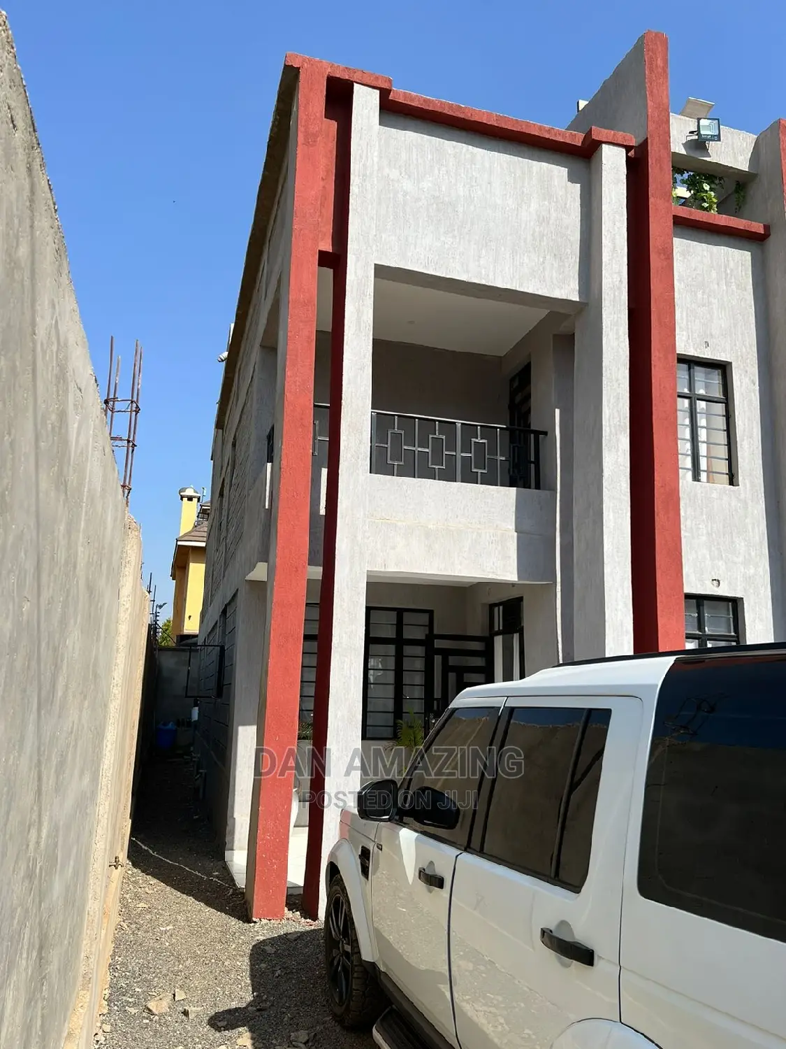6bdrm Maisonette in Membley Estate for sale