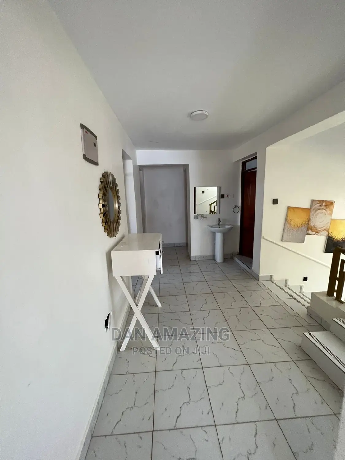 6bdrm Maisonette in Membley Estate for sale