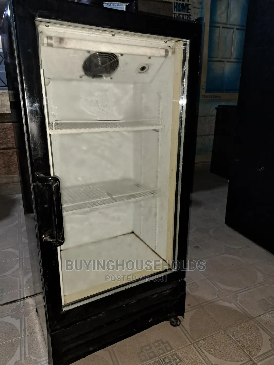 Ramtons 150l Showcase Display Fridge