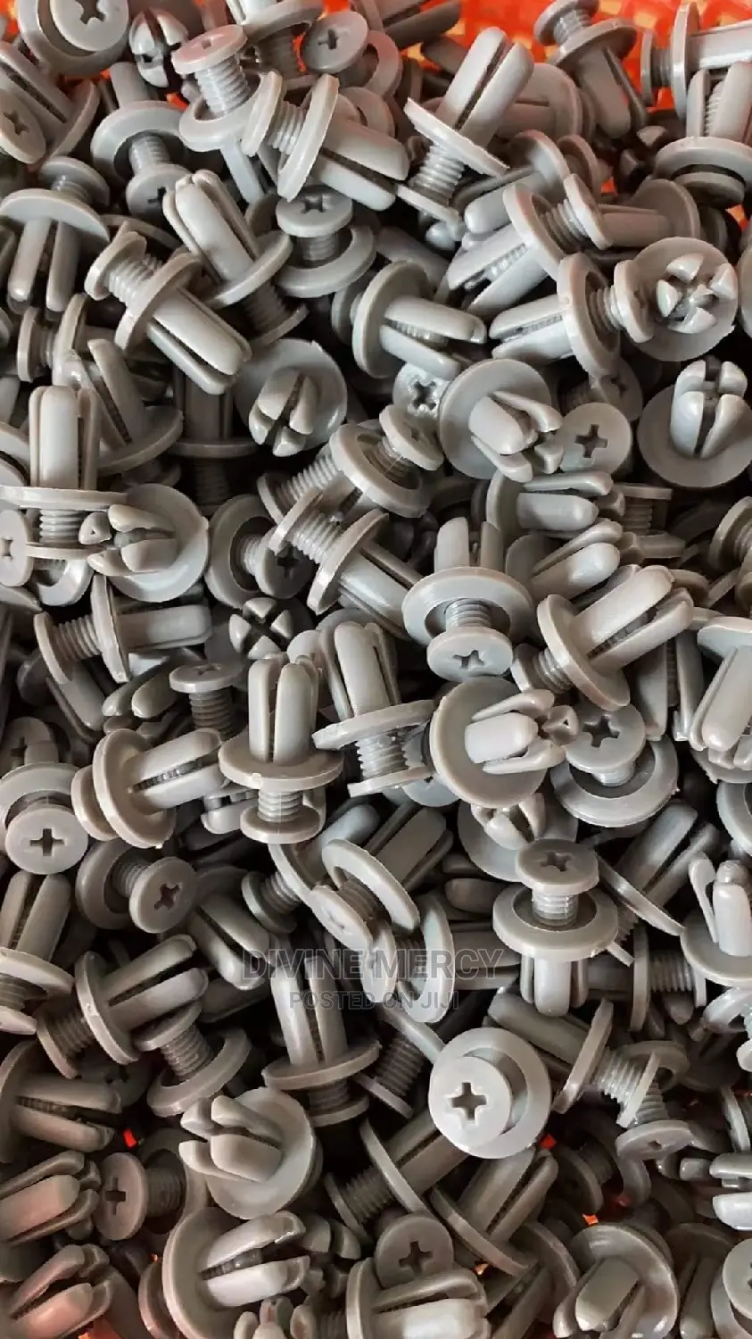 Car Body Clips